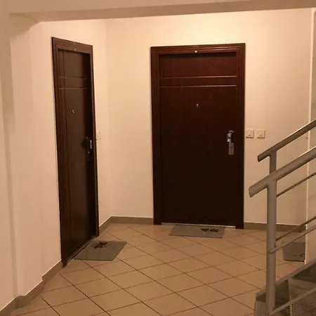 Dragon Hostel *