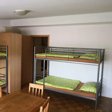 Hostel Dragon *